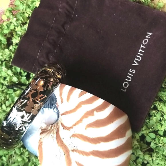 HP LOUIS VUITTON Elegant INCLUSION Shiny Black Gold Bangle Resin LV Bracelet LN - Picture 11 of 16